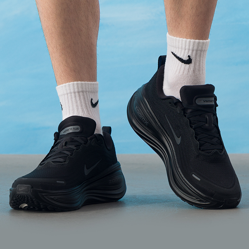 Nike Men's Shoes Vomero Plus S - Men'S Shoes Nike Black avis et prix