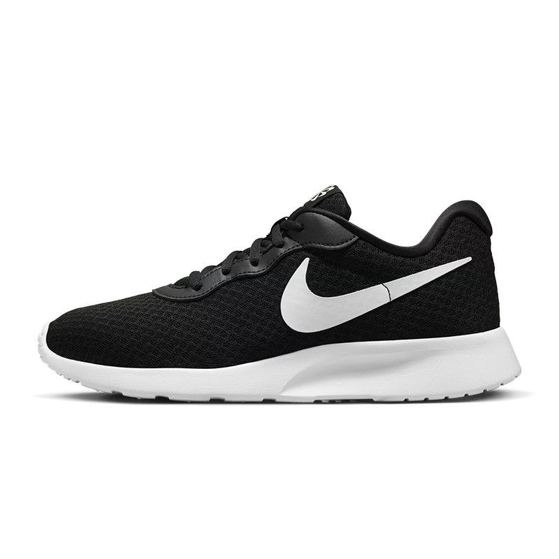 Nike Tanjun Comfortable, Versa - Men'S Shoes Nike Black avis et prix