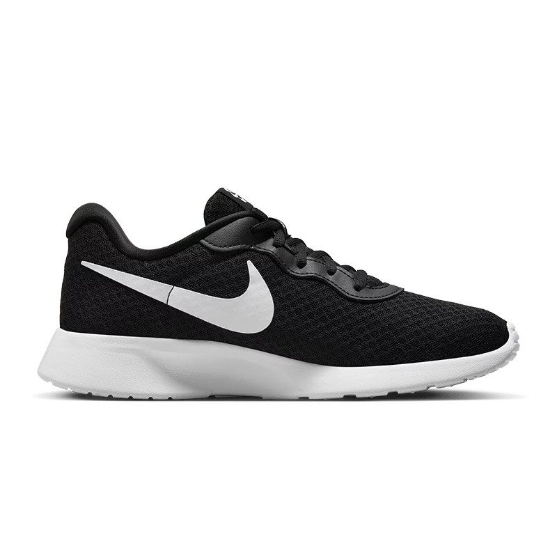 Nike Tanjun Comfortable, Versa - Men'S Shoes Nike Black avis et prix